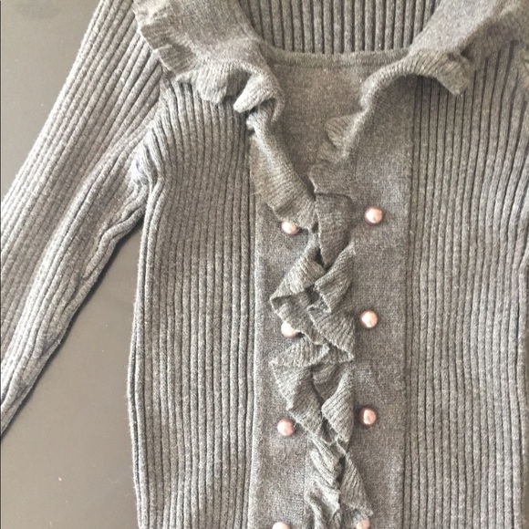 DONATED!! small grey long sleeve button up top so UNIQUE! - Picture 2 of 2